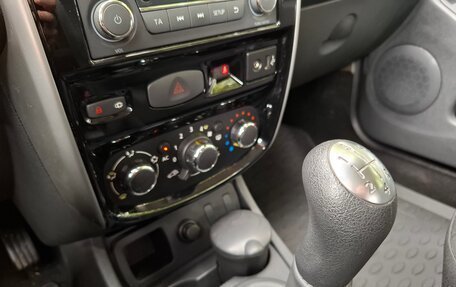 Nissan Terrano III, 2014 год, 950 000 рублей, 14 фотография