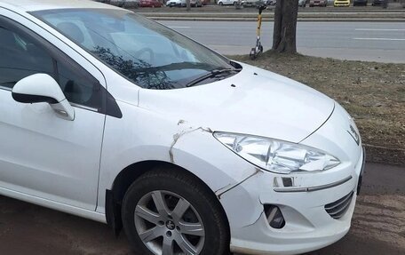 Peugeot 408 I рестайлинг, 2014 год, 430 000 рублей, 4 фотография