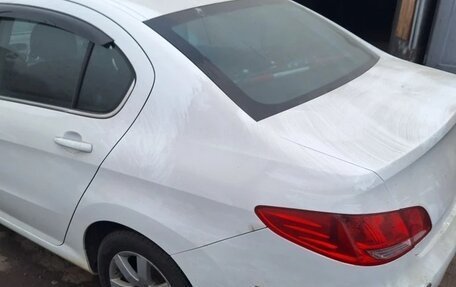 Peugeot 408 I рестайлинг, 2014 год, 430 000 рублей, 10 фотография