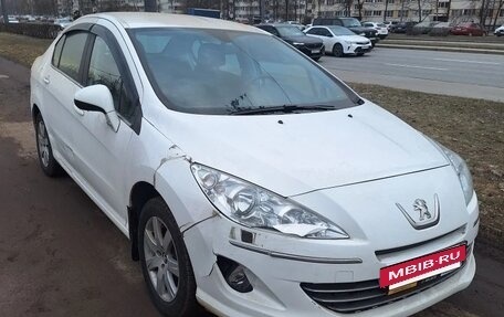 Peugeot 408 I рестайлинг, 2014 год, 430 000 рублей, 3 фотография