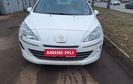 Peugeot 408 I рестайлинг, 2014 год, 430 000 рублей, 2 фотография