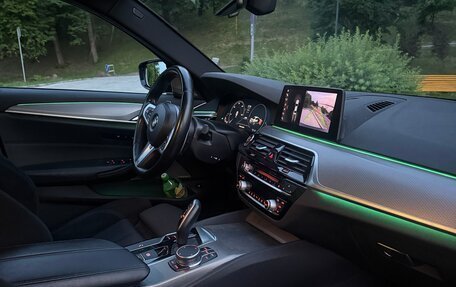 BMW 5 серия, 2018 год, 3 900 000 рублей, 11 фотография