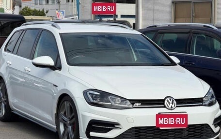 Volkswagen Golf VII, 2017 год, 1 290 000 рублей, 2 фотография
