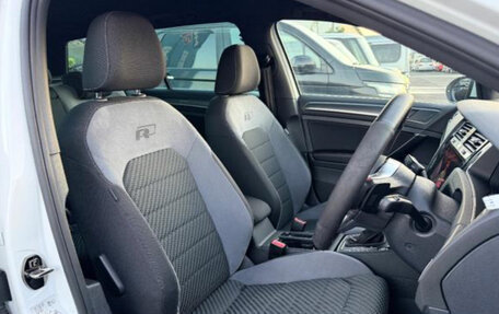 Volkswagen Golf VII, 2017 год, 1 290 000 рублей, 20 фотография