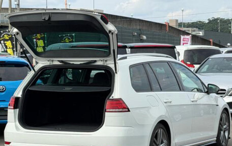 Volkswagen Golf VII, 2017 год, 1 290 000 рублей, 23 фотография