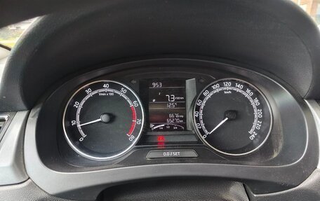 Skoda Rapid I, 2018 год, 1 400 000 рублей, 8 фотография