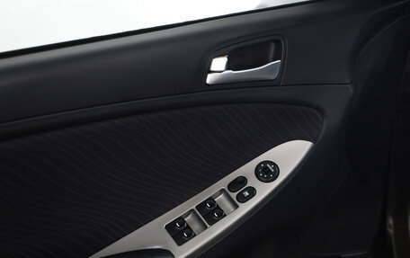 Hyundai Solaris II рестайлинг, 2014 год, 879 000 рублей, 16 фотография