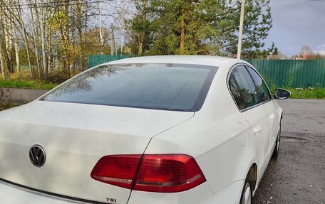 Volkswagen Passat B7, 2011 год, 700 000 рублей, 4 фотография