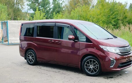 Honda Stepwgn IV, 2016 год, 1 869 000 рублей, 3 фотография