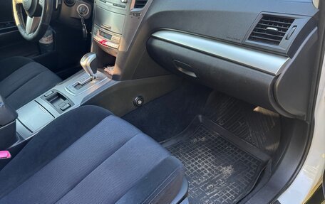 Subaru Outback IV рестайлинг, 2011 год, 1 350 000 рублей, 12 фотография