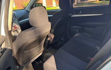 Subaru Outback IV рестайлинг, 2011 год, 1 350 000 рублей, 10 фотография