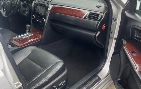 Toyota Camry, 2012 год, 1 380 000 рублей, 6 фотография