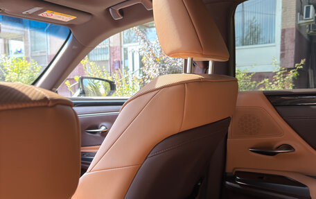 Lexus ES VII, 2021 год, 4 500 000 рублей, 12 фотография