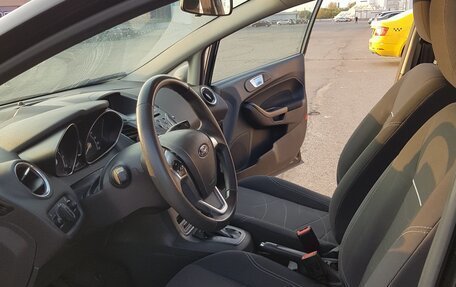 Ford Fiesta, 2015 год, 830 000 рублей, 6 фотография