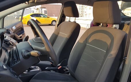 Ford Fiesta, 2015 год, 830 000 рублей, 4 фотография