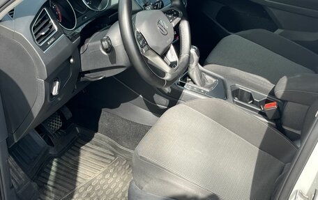 Volkswagen Tiguan II, 2021 год, 2 600 000 рублей, 11 фотография