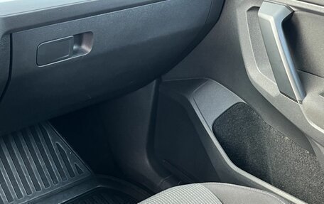 Volkswagen Tiguan II, 2021 год, 2 600 000 рублей, 17 фотография