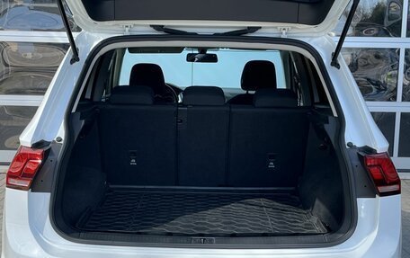 Volkswagen Tiguan II, 2021 год, 2 600 000 рублей, 22 фотография