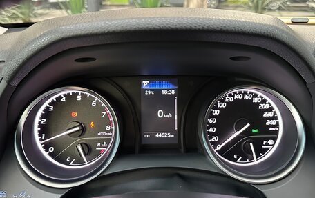 Toyota Camry, 2022 год, 3 799 000 рублей, 9 фотография