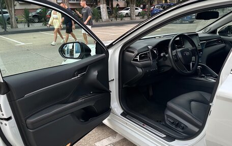 Toyota Camry, 2022 год, 3 799 000 рублей, 11 фотография