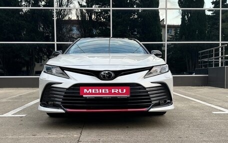 Toyota Camry, 2022 год, 3 799 000 рублей, 5 фотография