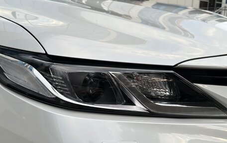Toyota Camry, 2022 год, 3 799 000 рублей, 15 фотография