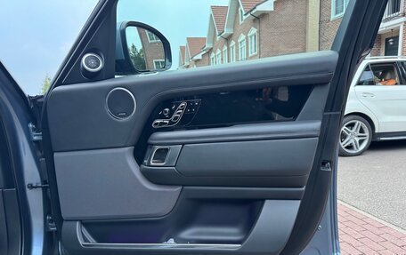 Land Rover Range Rover IV рестайлинг, 2019 год, 6 000 000 рублей, 3 фотография