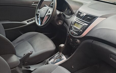 Hyundai Solaris II рестайлинг, 2013 год, 580 000 рублей, 8 фотография