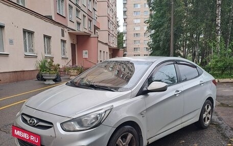 Hyundai Solaris II рестайлинг, 2013 год, 580 000 рублей, 5 фотография