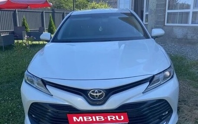 Toyota Camry, 2019 год, 1 540 000 рублей, 1 фотография