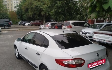 Renault Fluence I, 2012 год, 650 000 рублей, 2 фотография