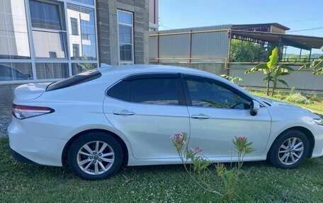 Toyota Camry, 2019 год, 1 540 000 рублей, 2 фотография