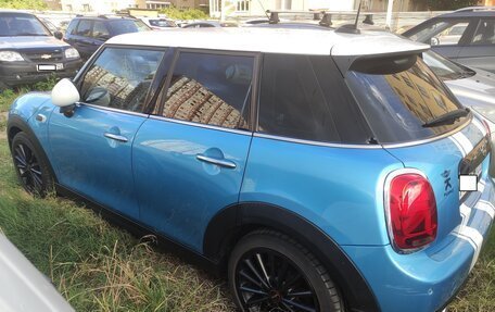 MINI Hatch, 2019 год, 1 660 000 рублей, 4 фотография