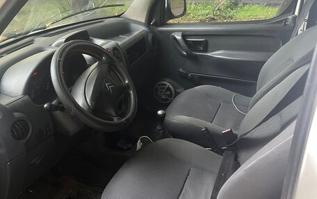 Citroen Berlingo II рестайлинг, 2011 год, 300 000 рублей, 2 фотография