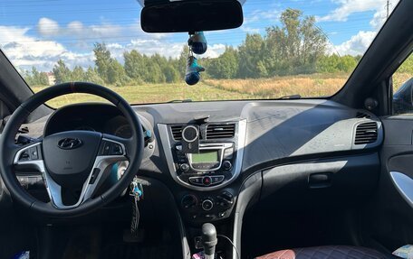 Hyundai Solaris II рестайлинг, 2011 год, 750 000 рублей, 9 фотография