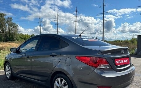 Hyundai Solaris II рестайлинг, 2011 год, 750 000 рублей, 6 фотография