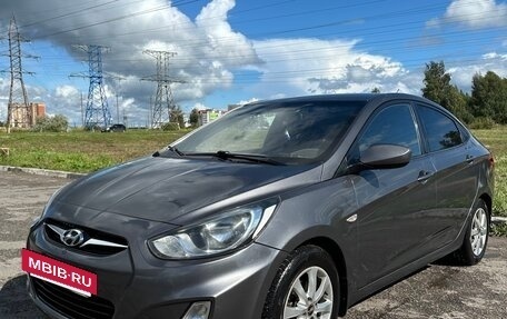 Hyundai Solaris II рестайлинг, 2011 год, 750 000 рублей, 2 фотография