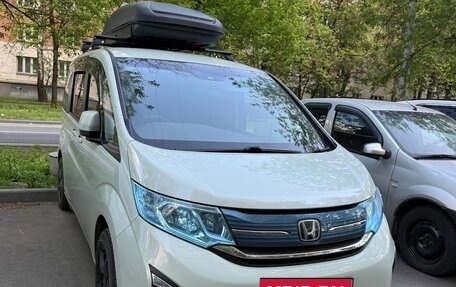 Honda Stepwgn IV, 2019 год, 1 999 999 рублей, 2 фотография