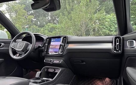 Volvo XC40 I, 2023 год, 3 700 000 рублей, 17 фотография