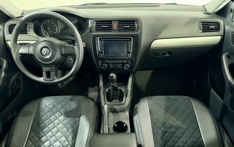 Volkswagen Jetta VI, 2012 год, 890 000 рублей, 12 фотография