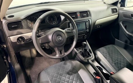 Volkswagen Jetta VI, 2012 год, 890 000 рублей, 11 фотография