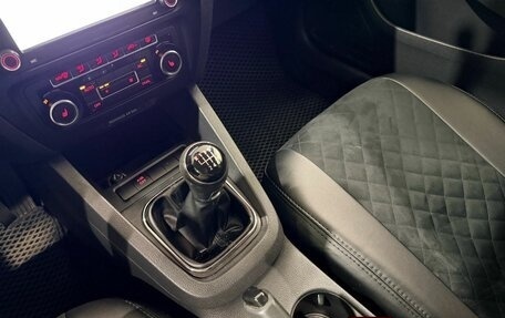 Volkswagen Jetta VI, 2012 год, 890 000 рублей, 19 фотография