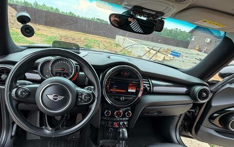 MINI Hatch, 2016 год, 2 600 000 рублей, 5 фотография