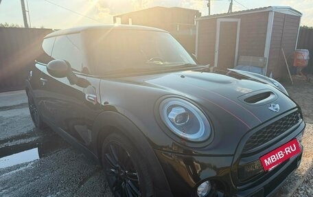 MINI Hatch, 2016 год, 2 600 000 рублей, 2 фотография