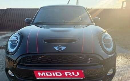 MINI Hatch, 2016 год, 2 600 000 рублей, 3 фотография
