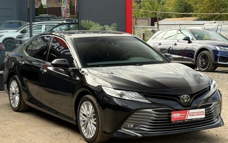 Toyota Camry, 2020 год, 2 450 000 рублей, 2 фотография