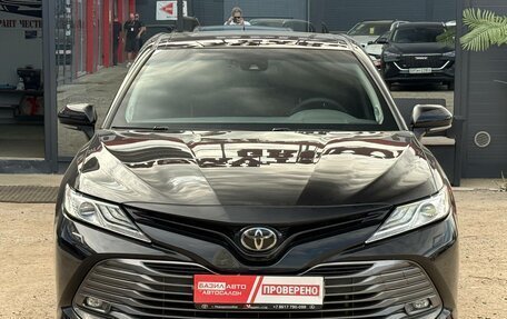 Toyota Camry, 2020 год, 2 450 000 рублей, 3 фотография