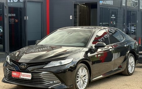 Toyota Camry, 2020 год, 2 450 000 рублей, 4 фотография
