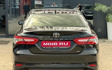 Toyota Camry, 2020 год, 2 450 000 рублей, 7 фотография