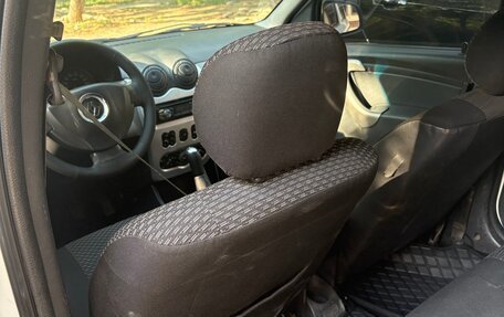 Renault Logan I, 2012 год, 400 000 рублей, 9 фотография